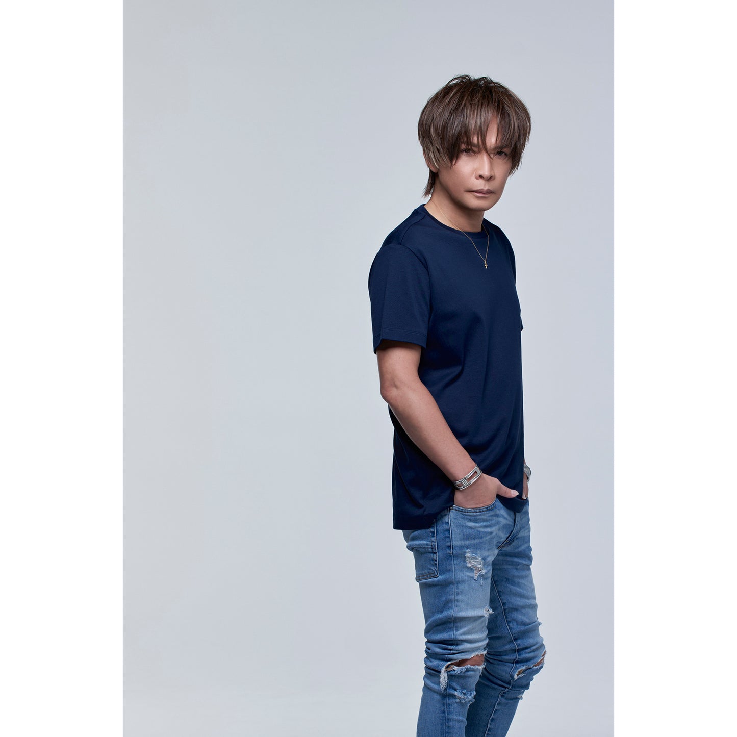 THE 9 CLOSET S Tailored T-Shirts(NAVY)