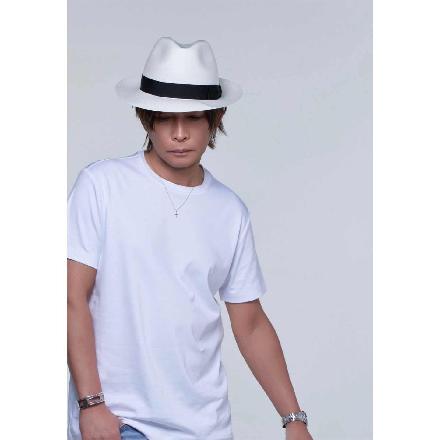 Panama Fine(ミディアムブリム)White×Blue