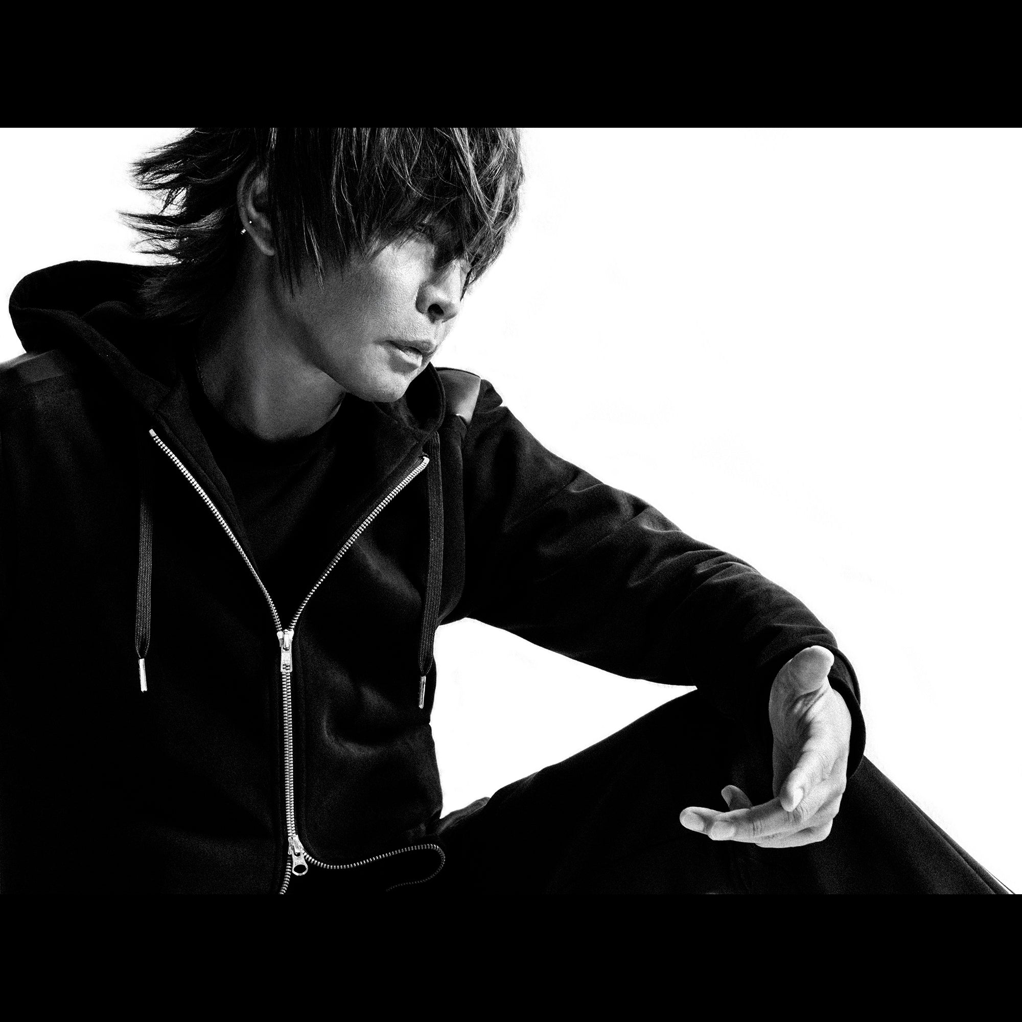 INORAN別注 ストレッチスエード ジップフーディー 黒 INORAN別注STRETCH SUEDE ZIP-UP HOODIE – the9closets.com